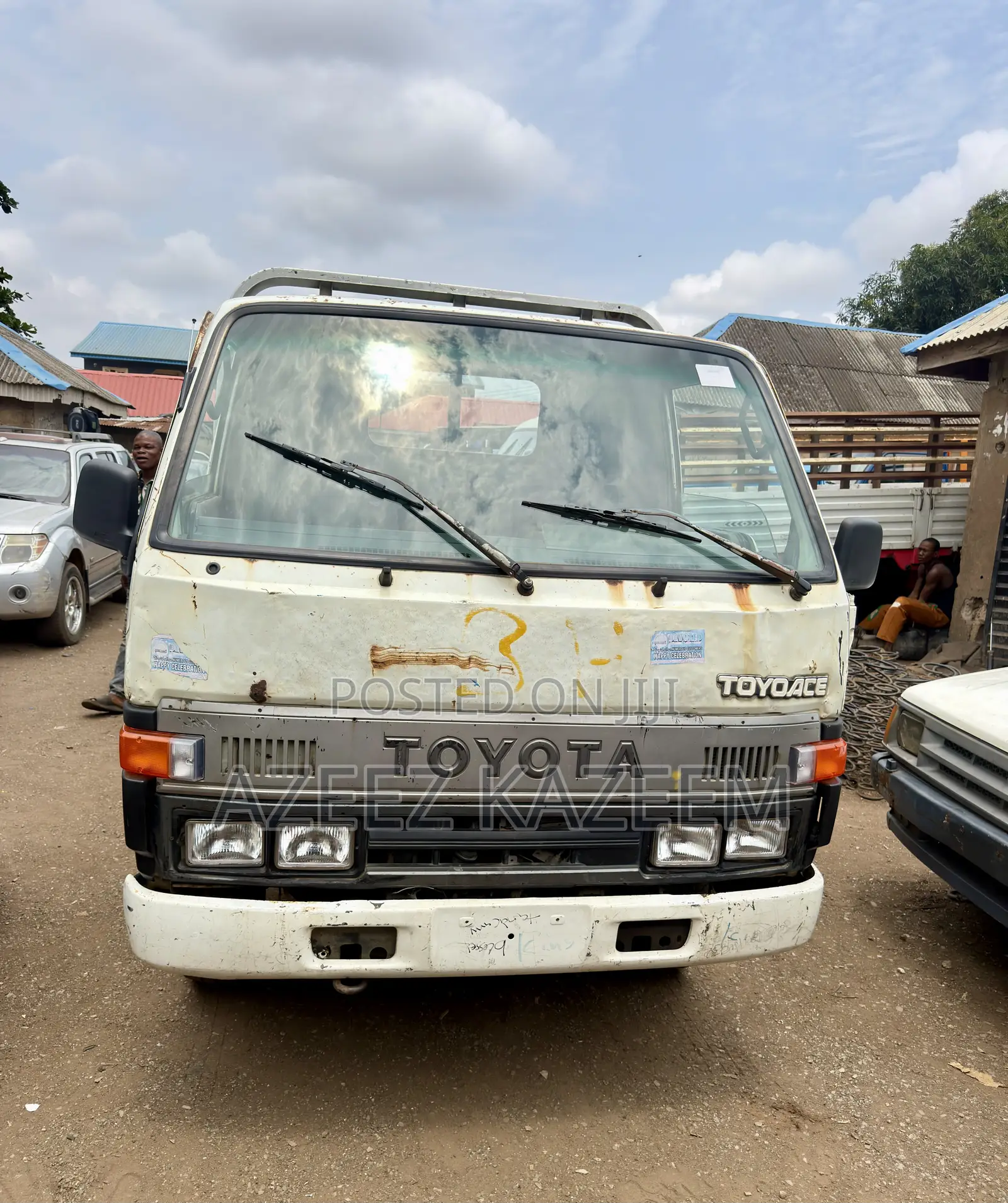Toyota Dyna 150 First Body Company Used.
