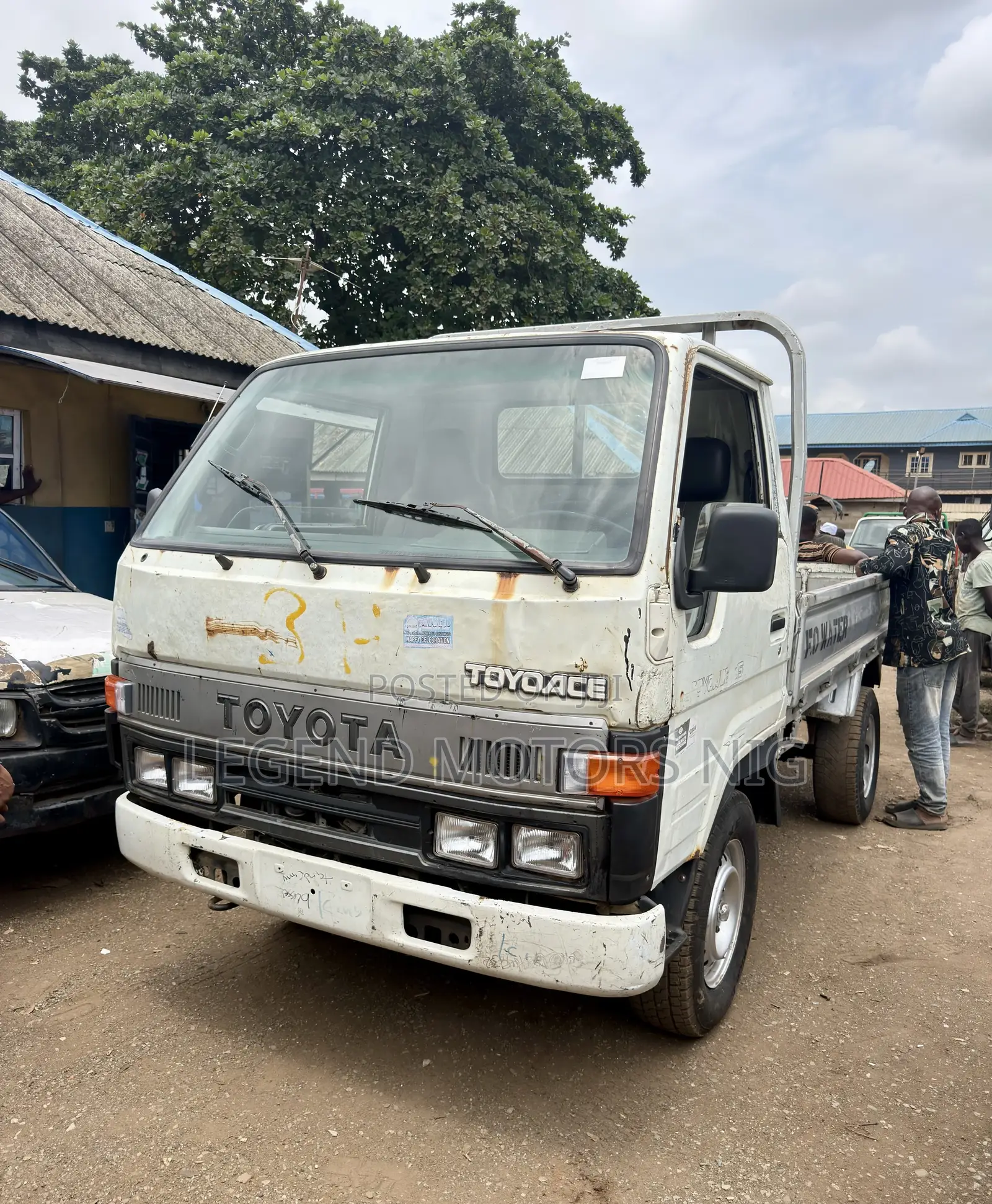 Toyota Dyna 150 First Body Company Used.