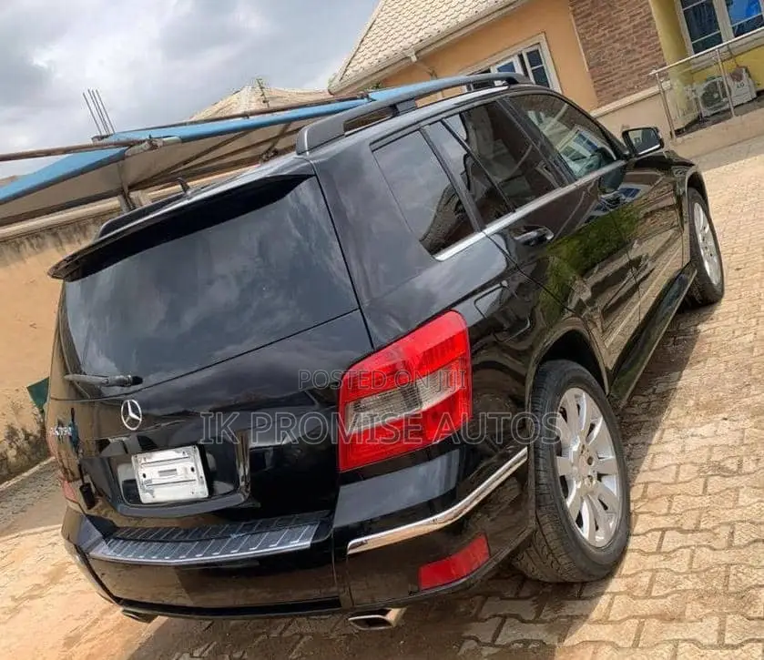 Mercedes-Benz M Class 2010 Black