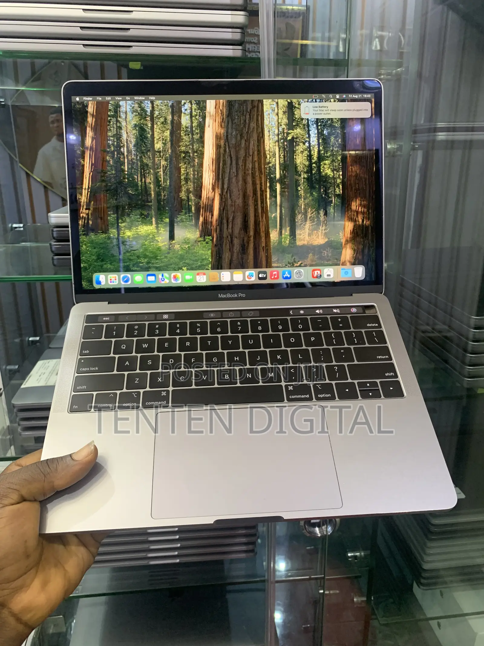 Laptop Apple MacBook Pro 2019 16GB Intel Core i7 SSD 1T