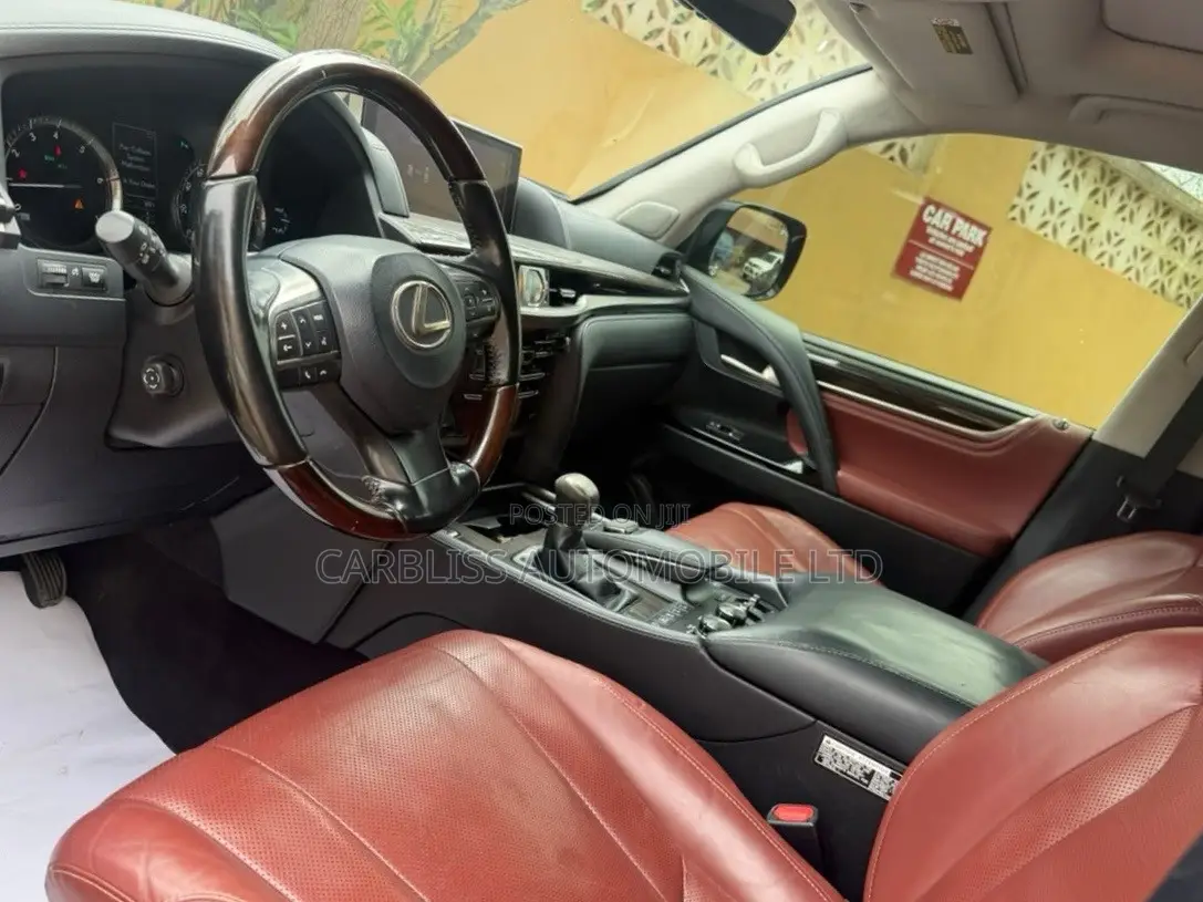 Lexus LX 570 AWD 2017 Matt Black