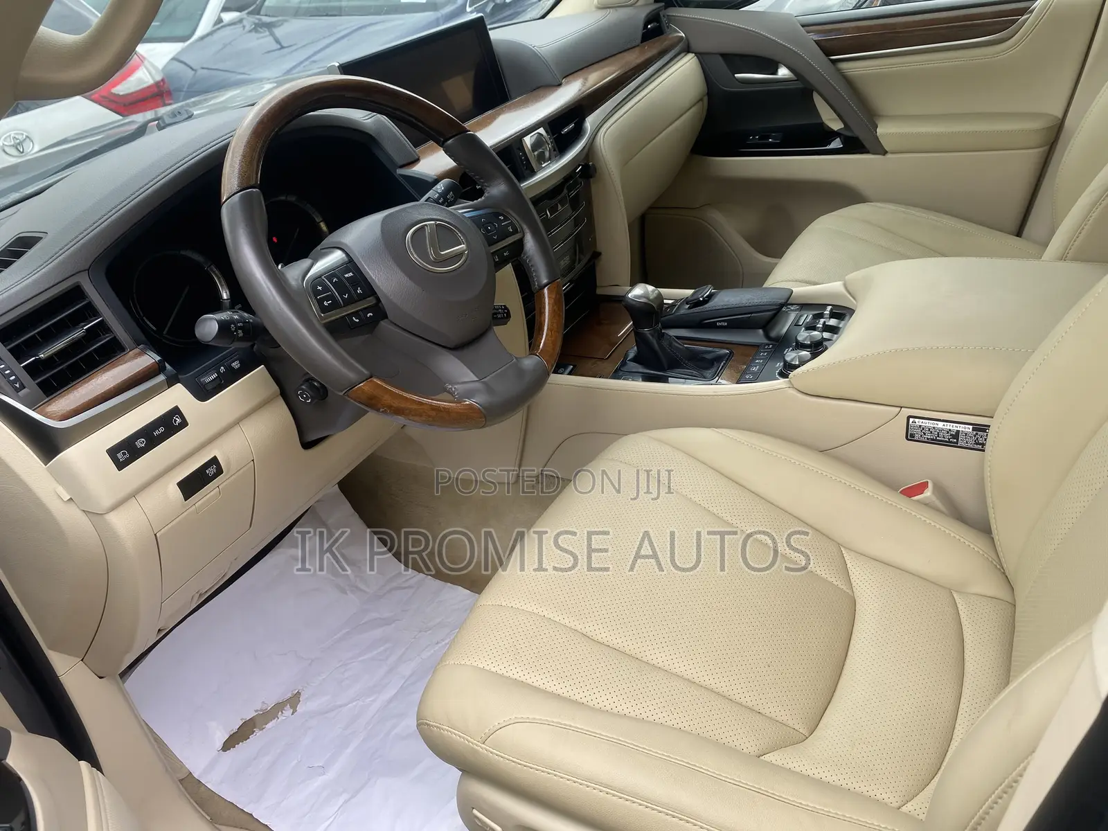 Lexus LX 570 (5 seats) AWD 2017 Gray