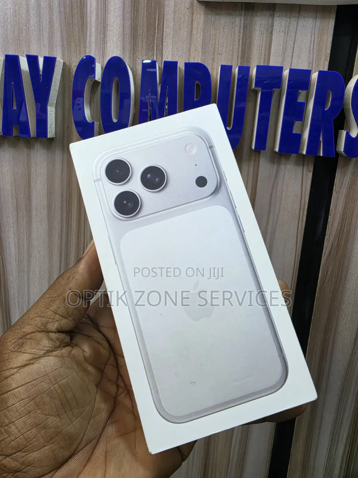 New Apple iPhone 17 Pro 256 GB Silver