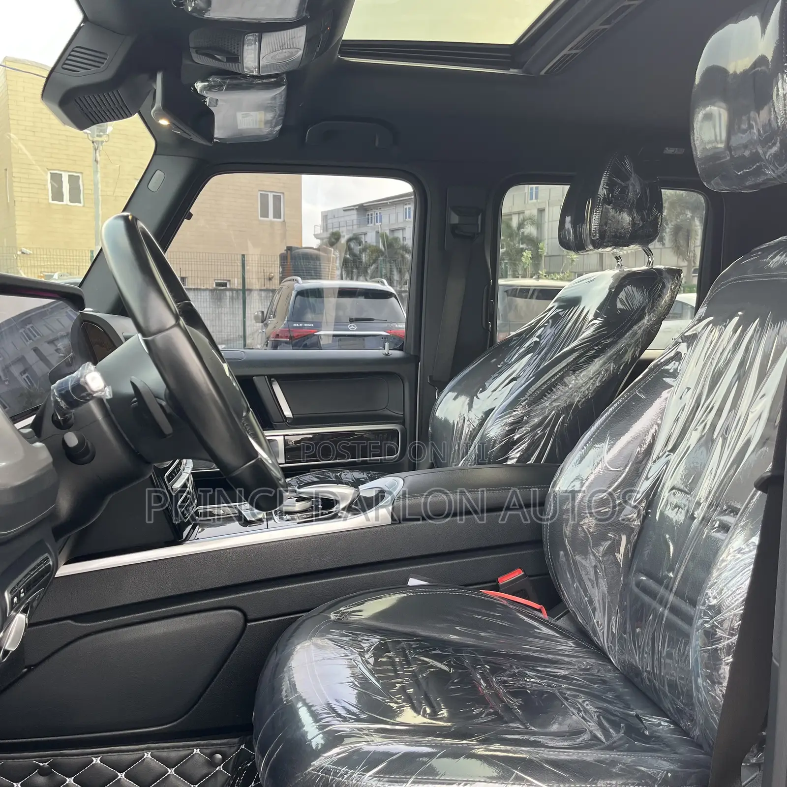 Mercedes-Benz G-Class Base G 550 AWD 2020 White