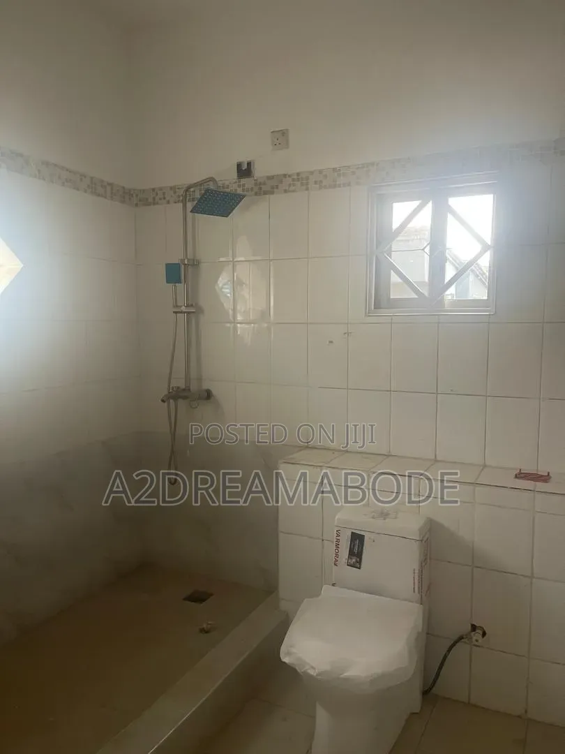 4bdrm Duplex in Magodo, GRA Phase 2 Shangisha for rent
