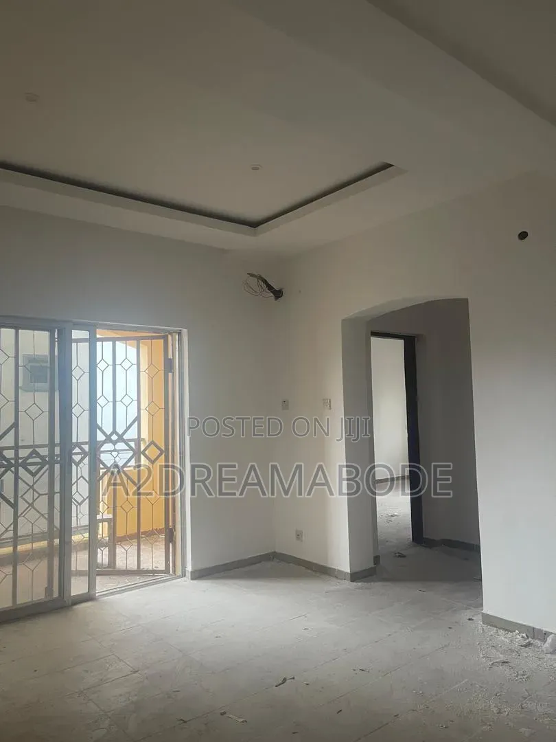 4bdrm Duplex in Magodo, GRA Phase 2 Shangisha for rent