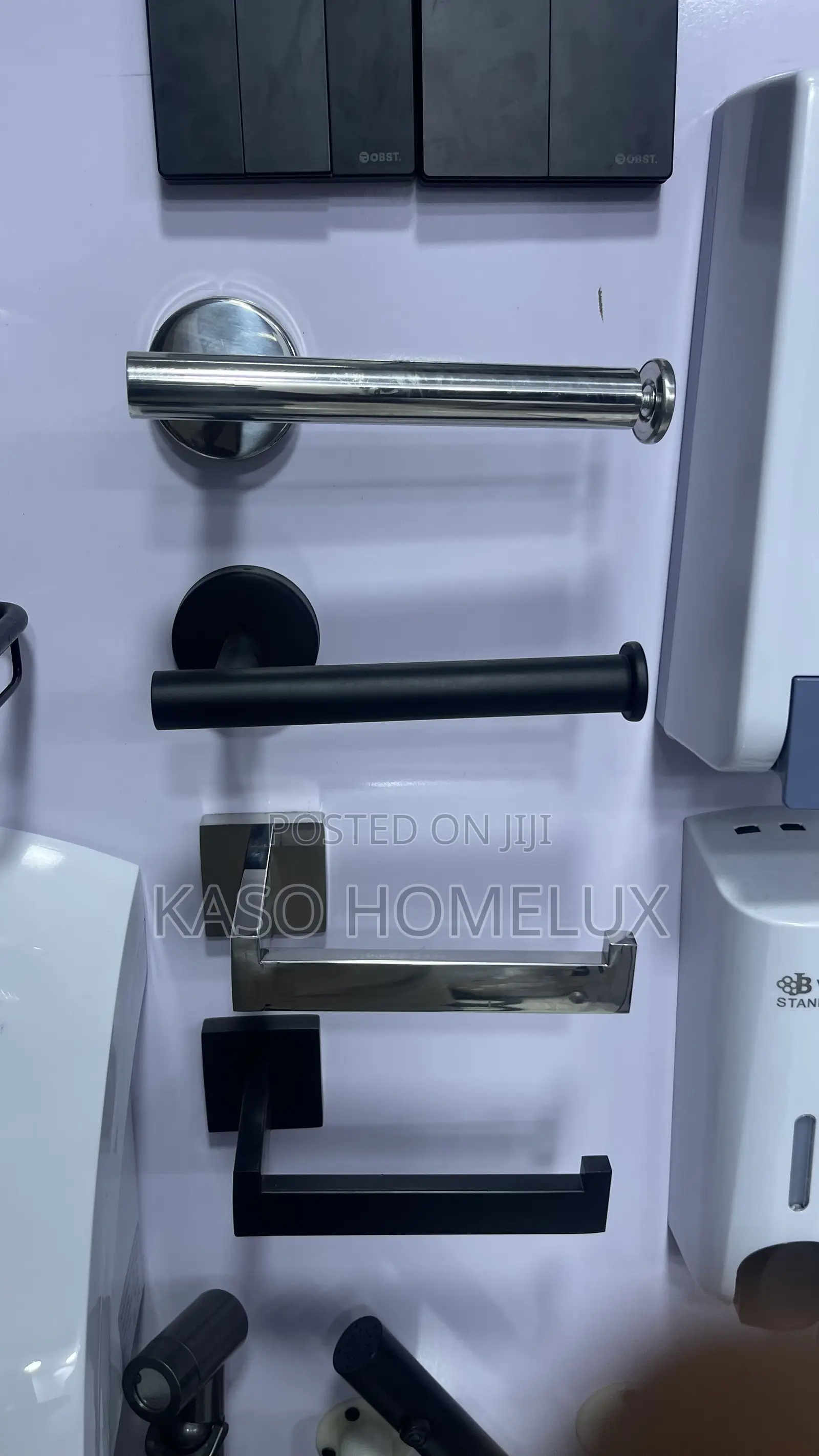 Tissue Holder