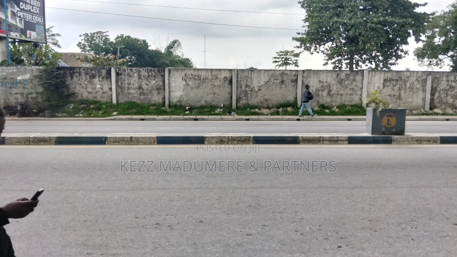 For Sale : 4 Plots at PRESIDENTIAL ESTATE OFF ABA ROAD, PH