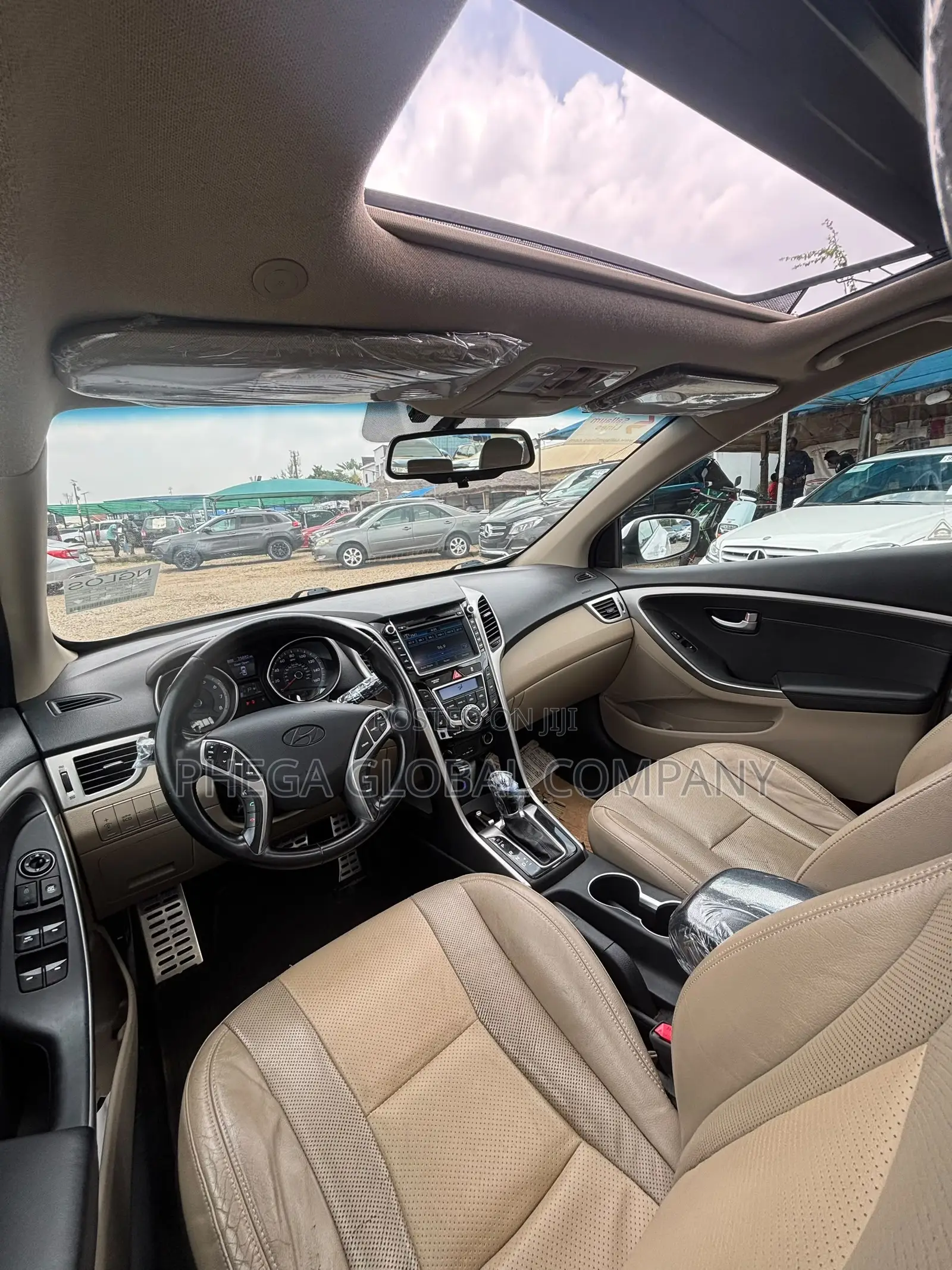 Hyundai Elantra 2014 White