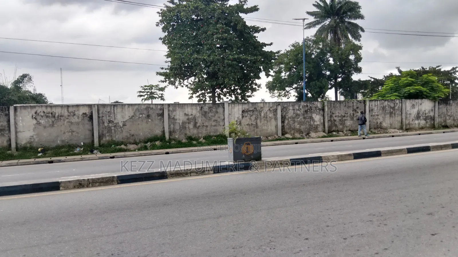 For Sale : 4 Plots at PRESIDENTIAL ESTATE OFF ABA ROAD, PH