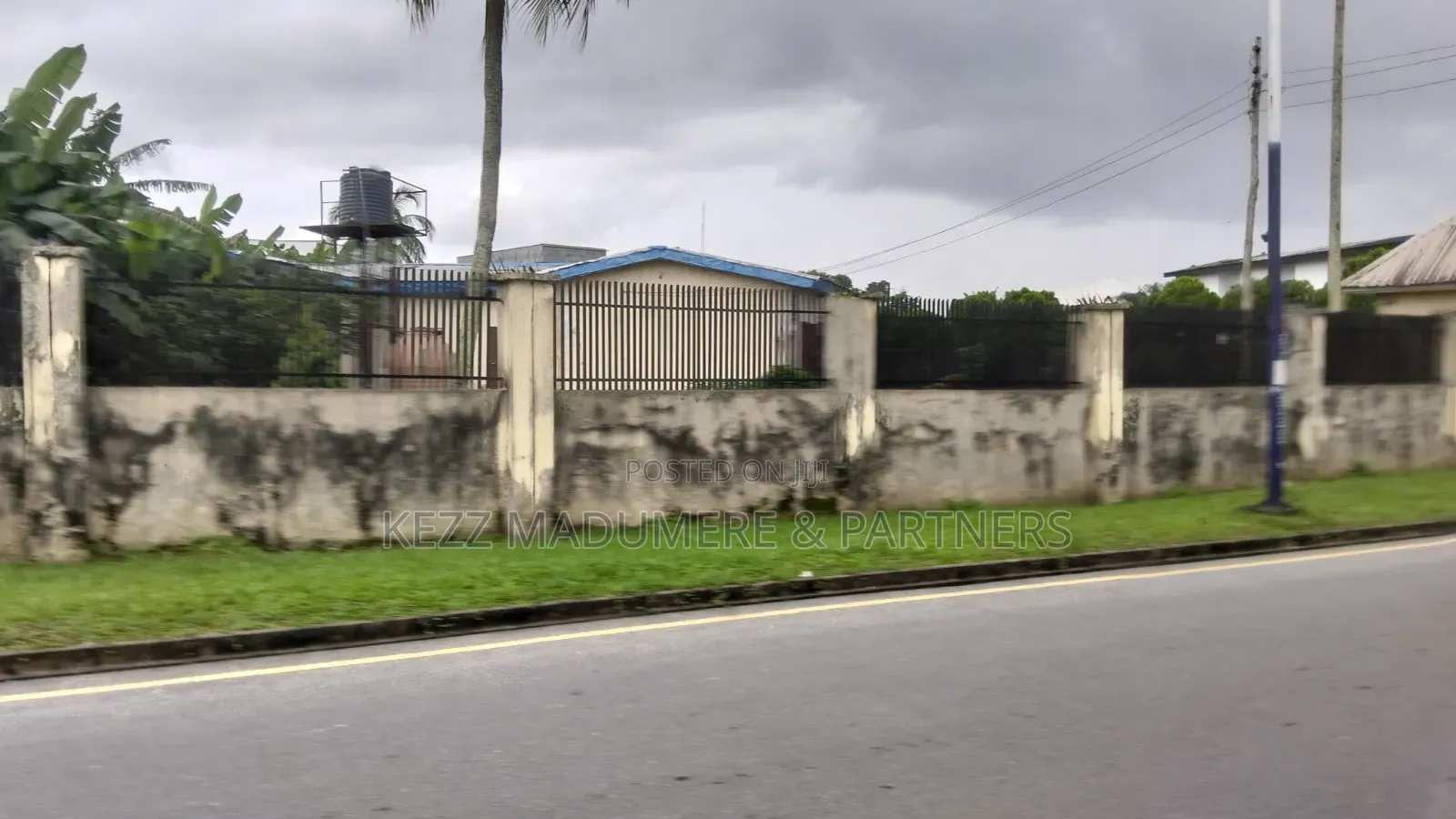 For Sale : 4 Plots at PRESIDENTIAL ESTATE OFF ABA ROAD, PH