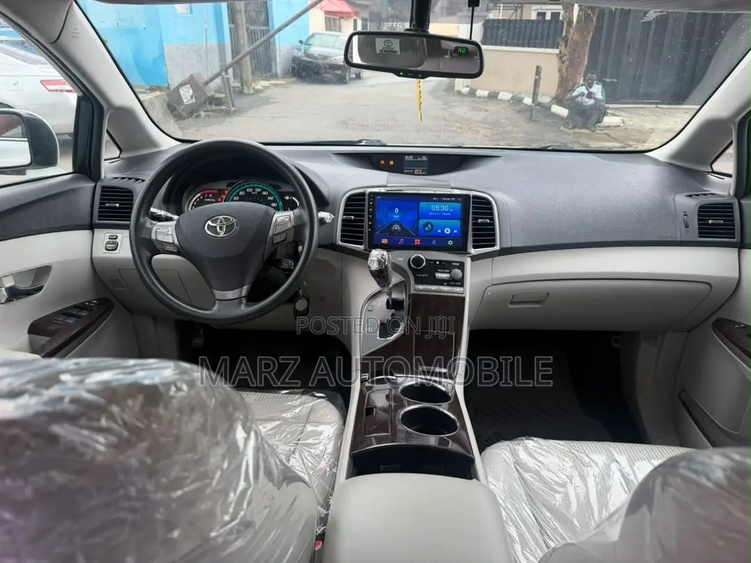 Toyota Venza AWD 2012 White