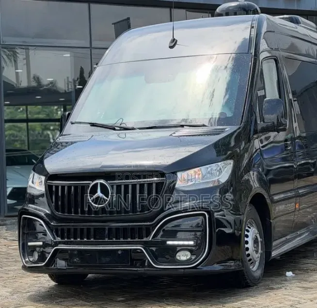 Mercedes-Benz A-Class 2022 Black