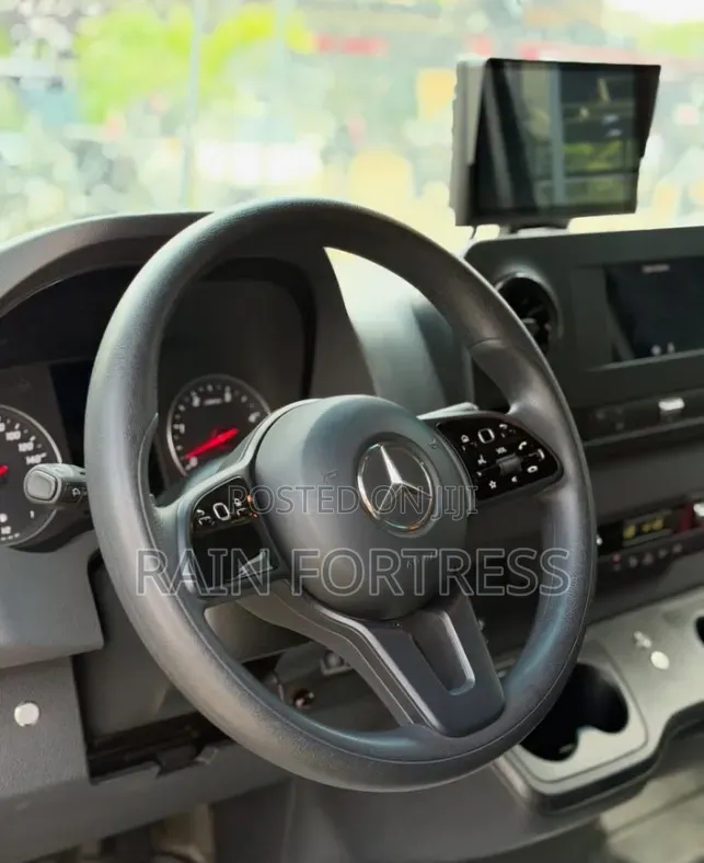 Mercedes-Benz A-Class 2022 Black