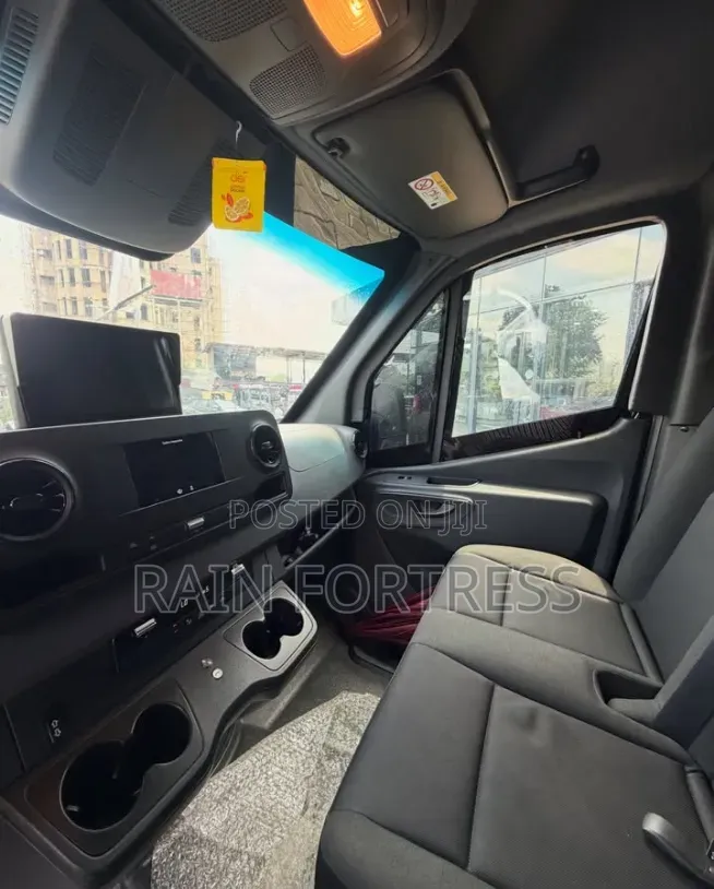 Mercedes-Benz A-Class 2022 Black