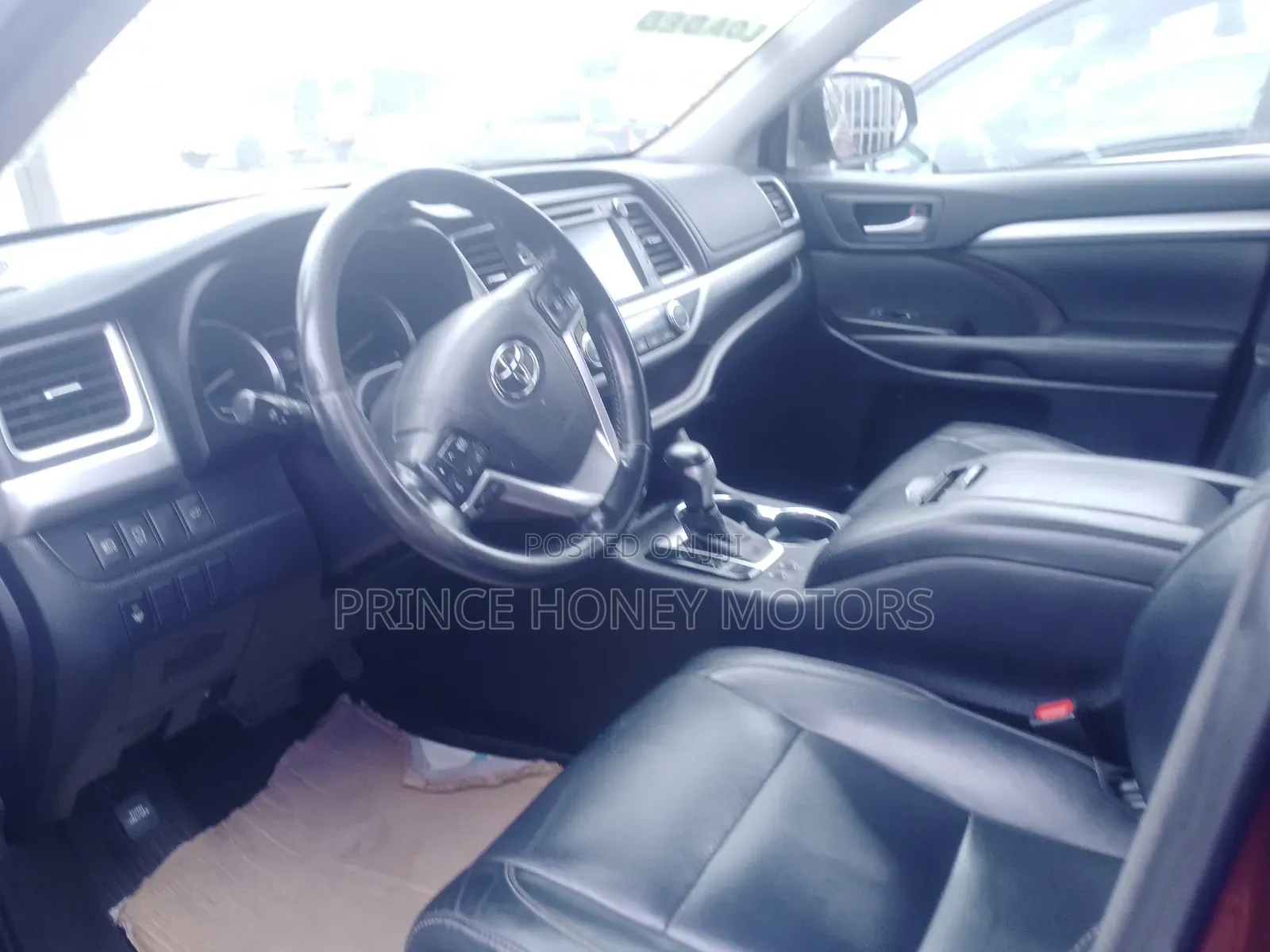 Toyota Highlander 2017 Red