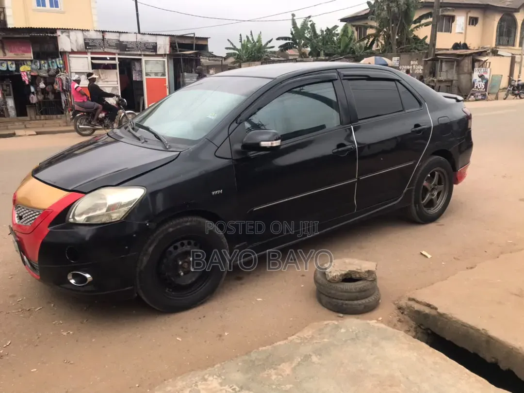 Toyota Yaris 2008 Black