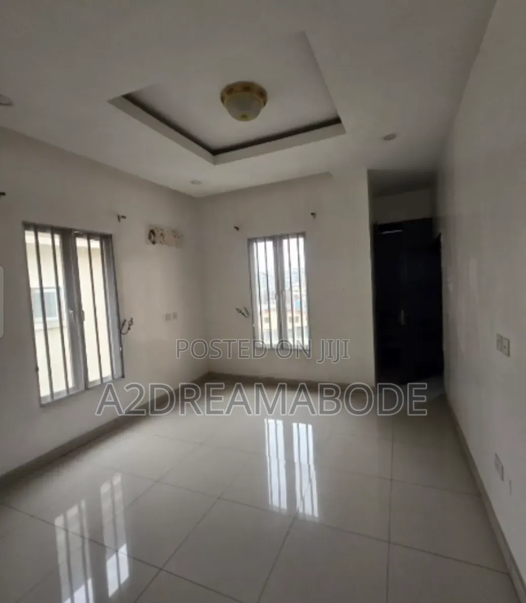 4bdrm Duplex in Magodo, GRA Phase 2 Shangisha for rent