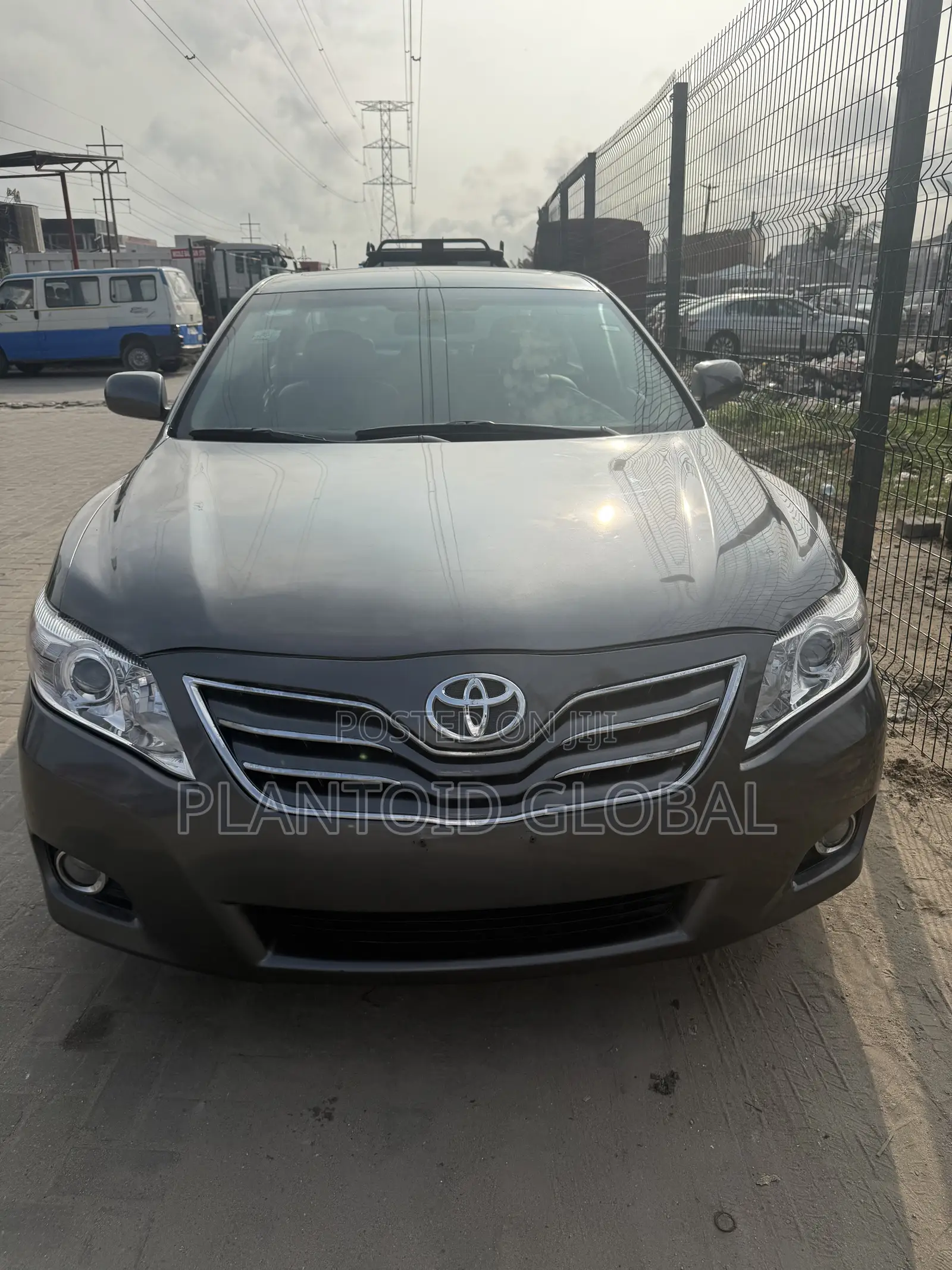 Toyota Camry XLE V6 4dr Sedan (3.5L 6cyl 6AM) 2008 Gray