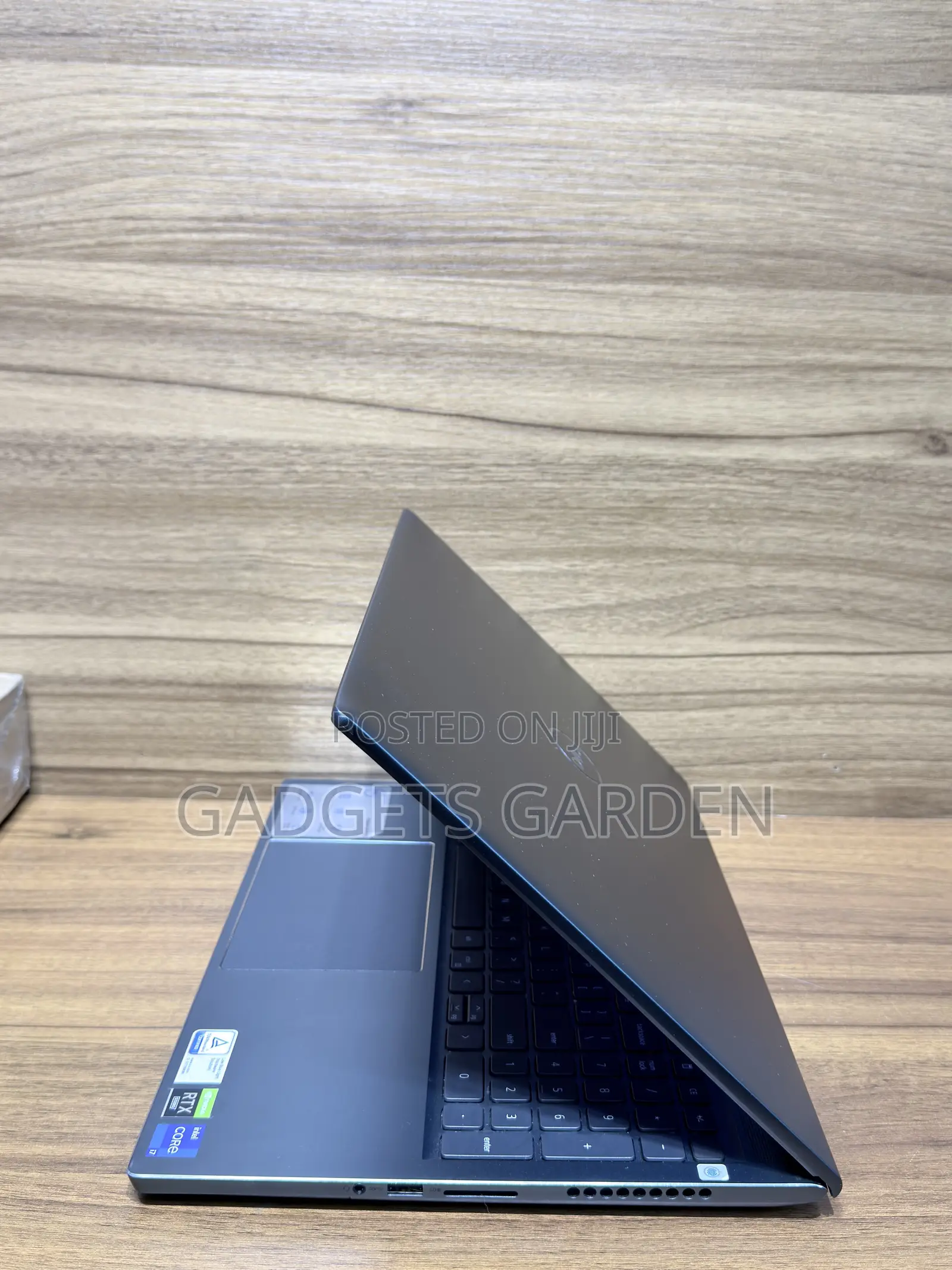 Laptop Dell Inspiron 16 7610 16GB Intel Core i7 SSD 1T