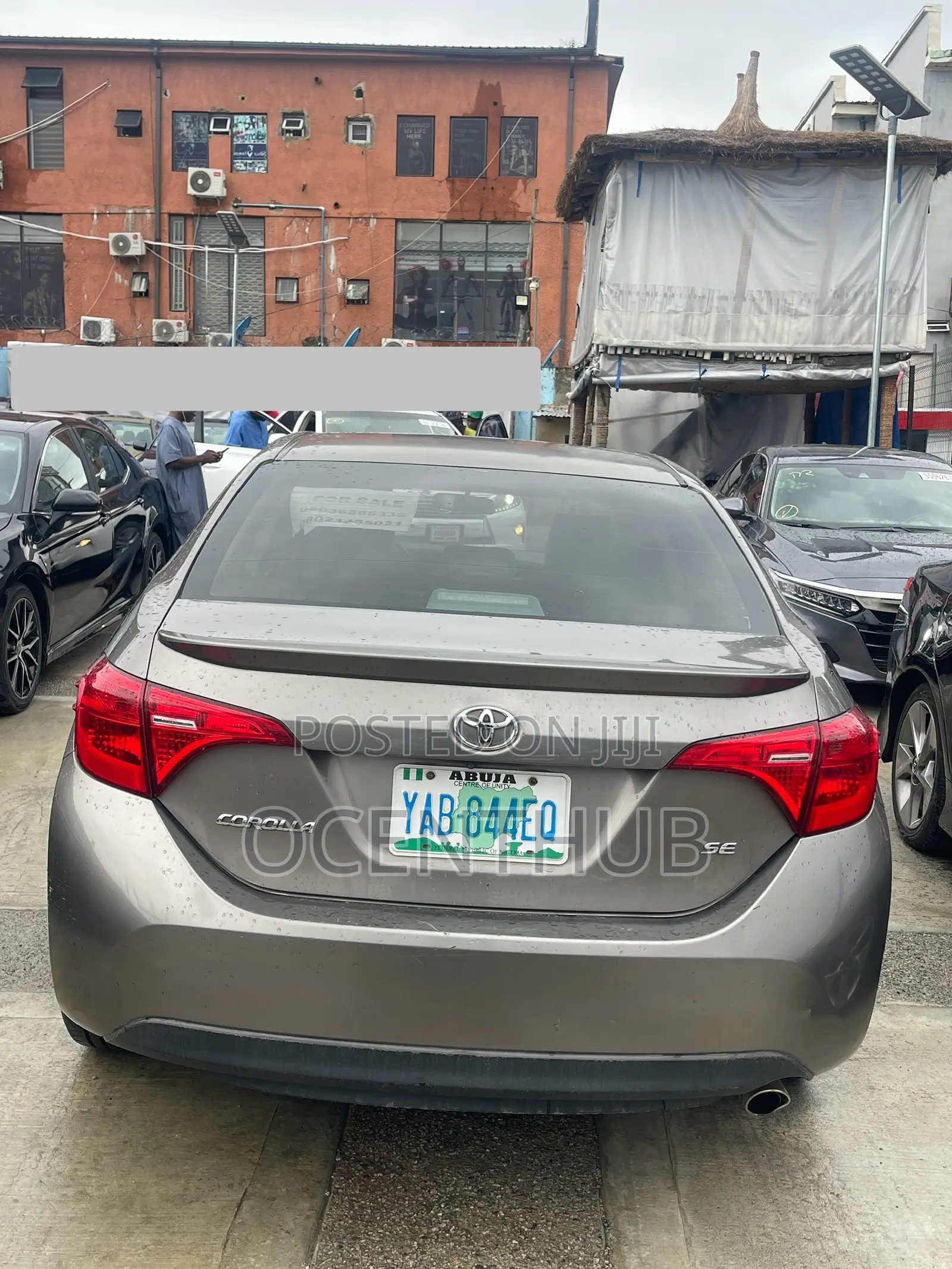 Toyota Corolla SE (1.8L 4cyl 2A) 2018 Gray