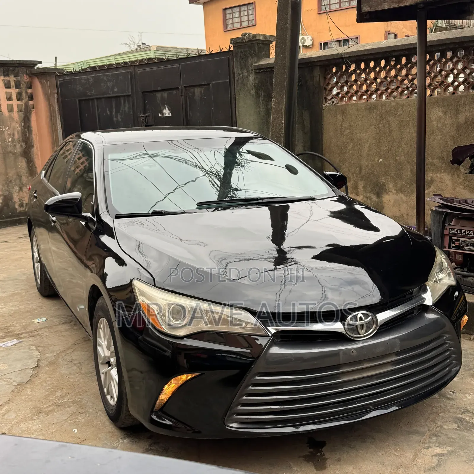 Toyota Camry 2016 Black