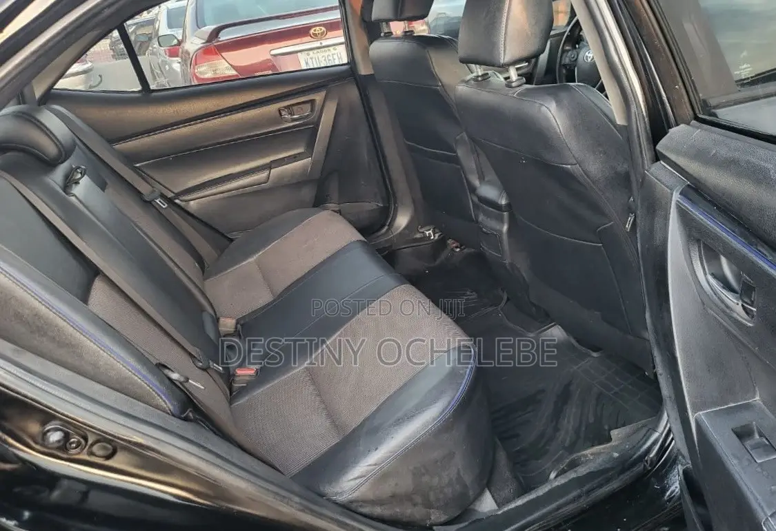 Toyota Corolla 2017 Black