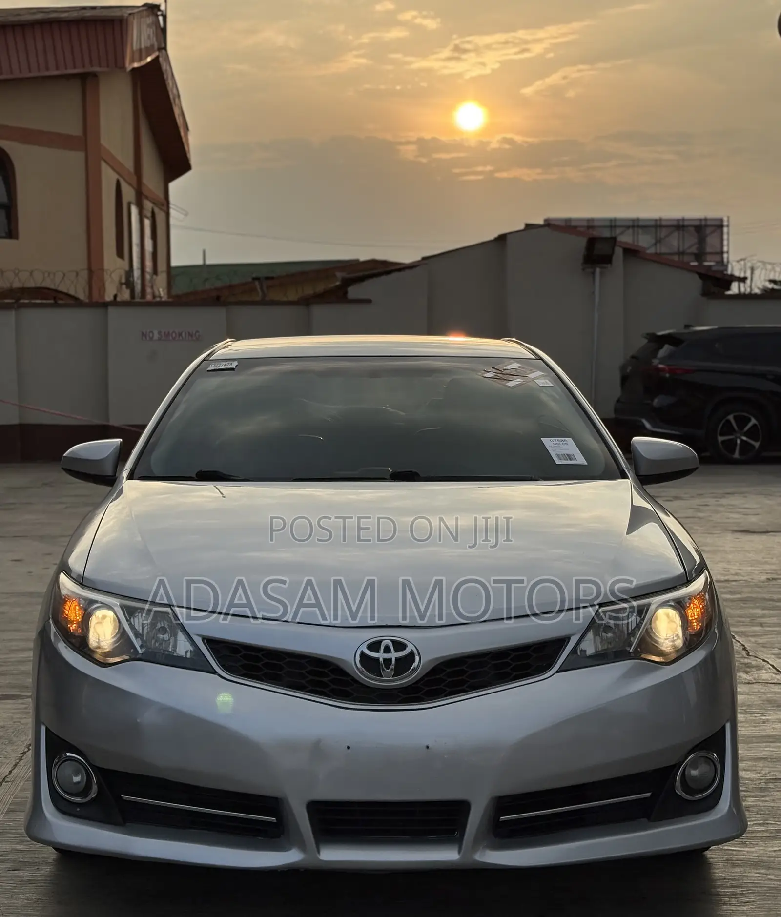 Toyota Camry SE 4dr Sedan (2.5L 4cyl 6A) 2012 Silver