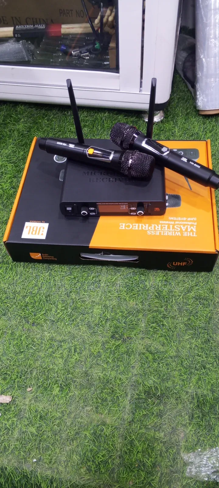 JBL Wireless Microphone Vm8000