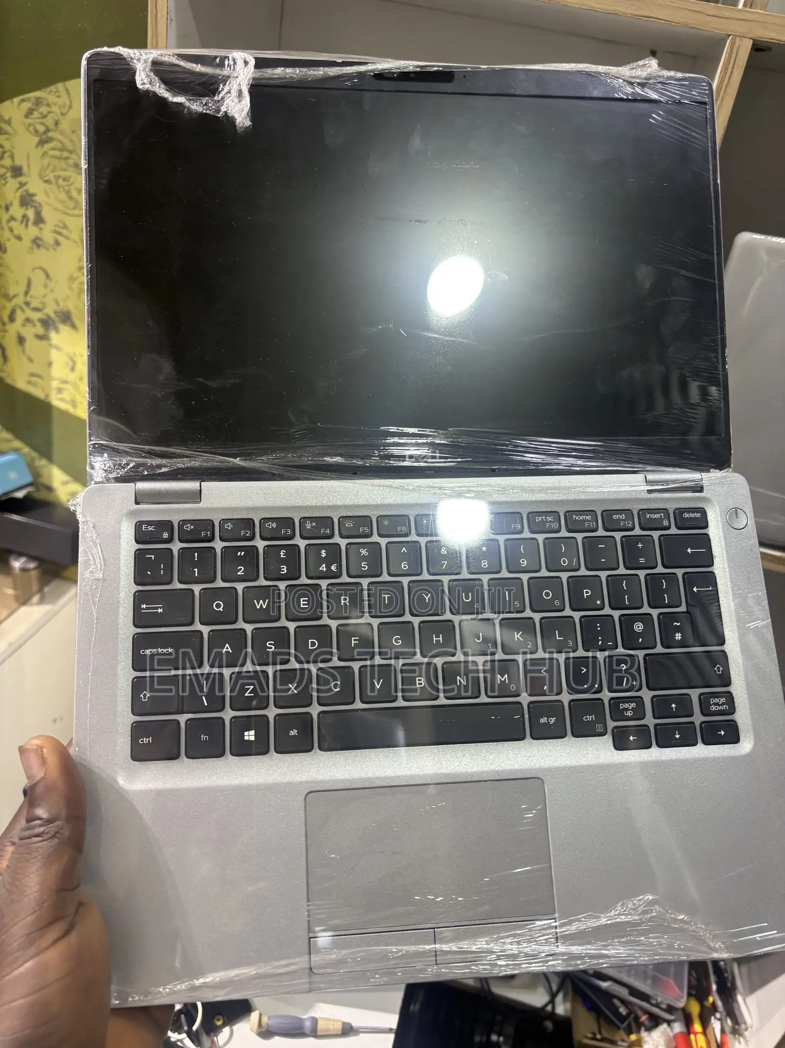 Laptop Dell Latitude 5310 8GB Intel Core i5 SSD 512GB