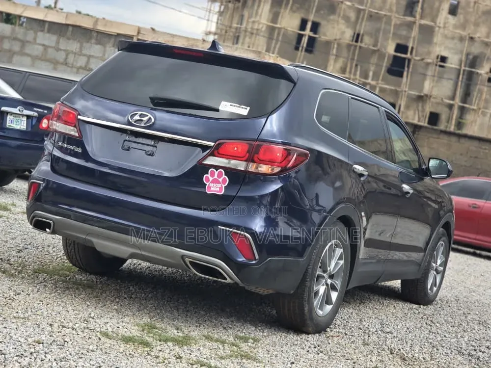 Hyundai Santa Fe 2016 Blue