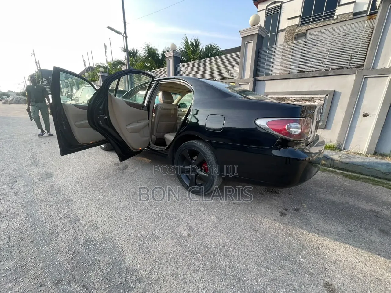 Toyota Lexcen 2003 Black