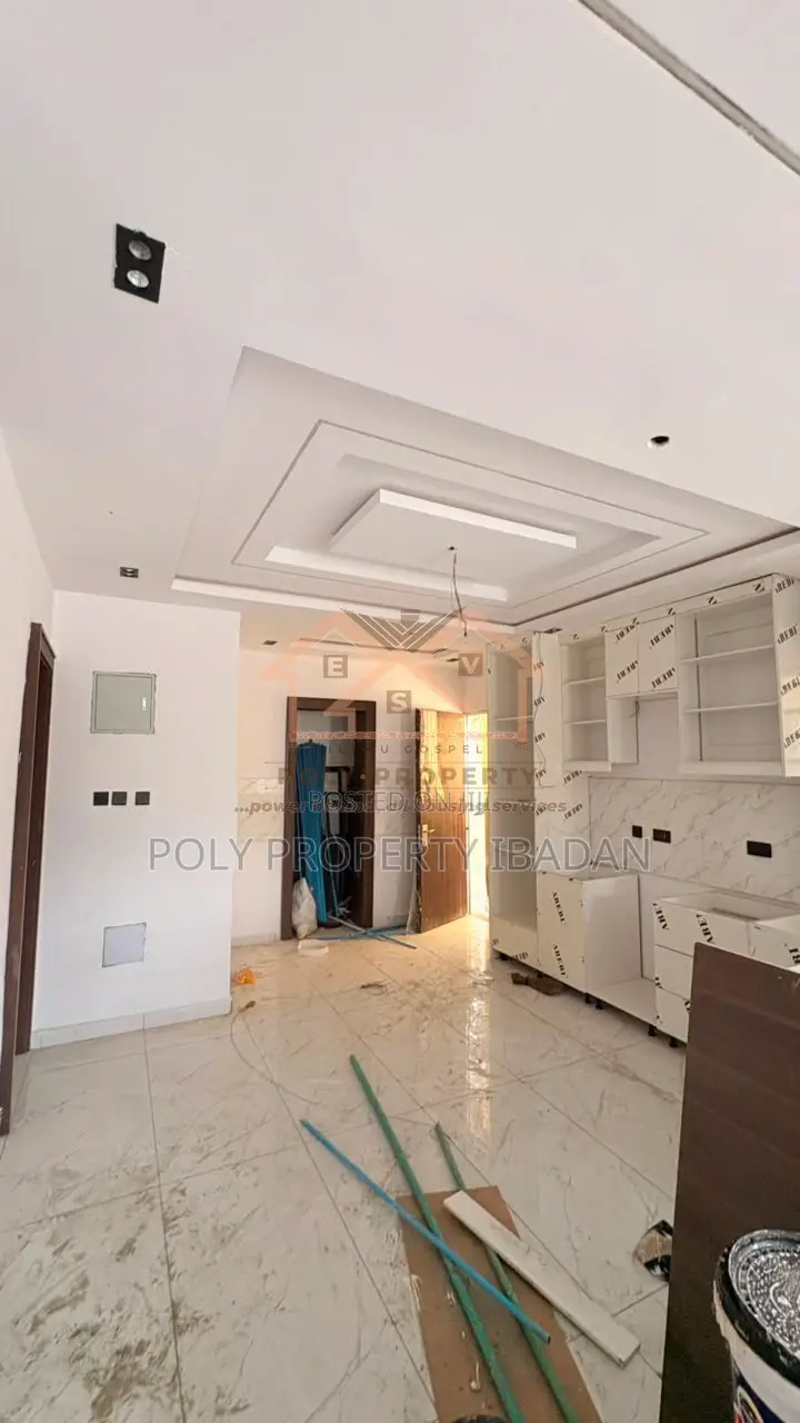 4bdrm Duplex in Carlton Gate Estate, Akobo for sale