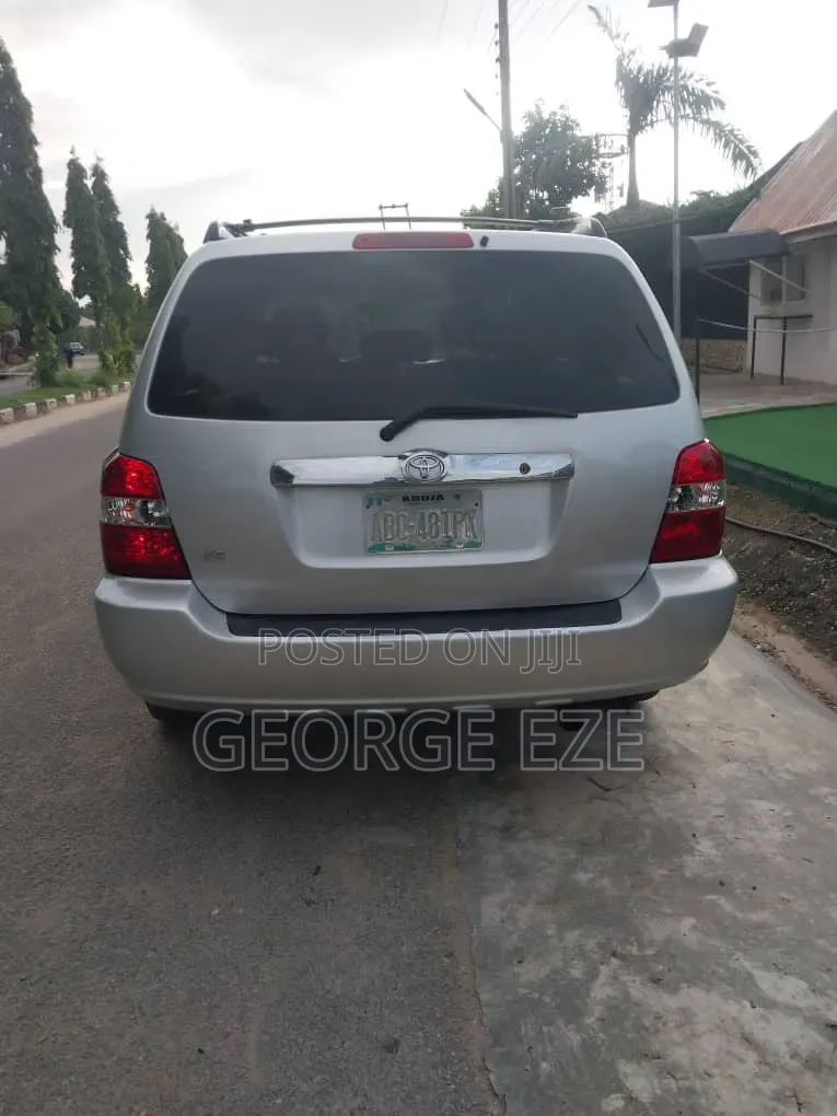 Toyota Highlander 2005 Silver