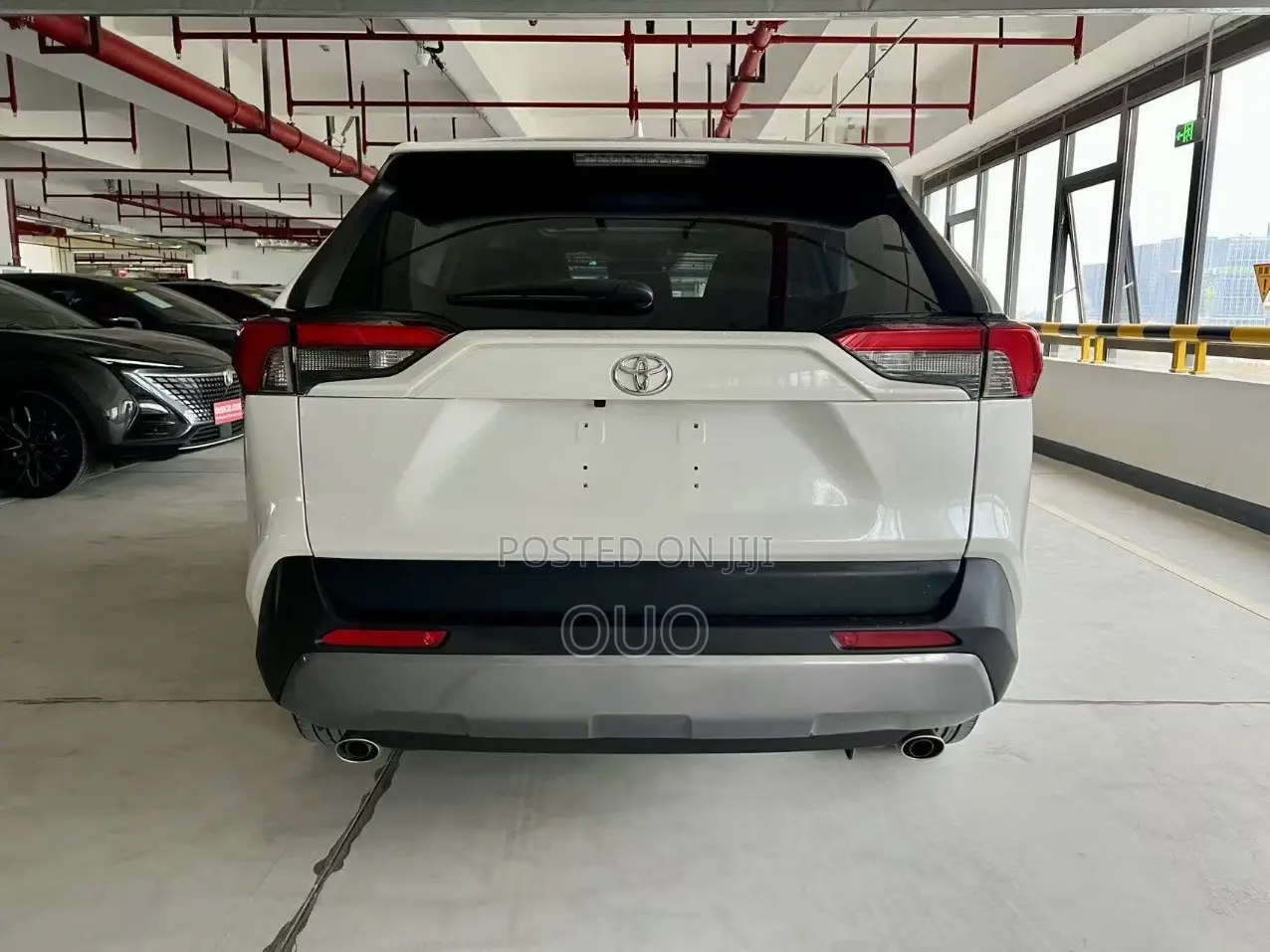 Toyota RAV4 XLE Premium 2021 White