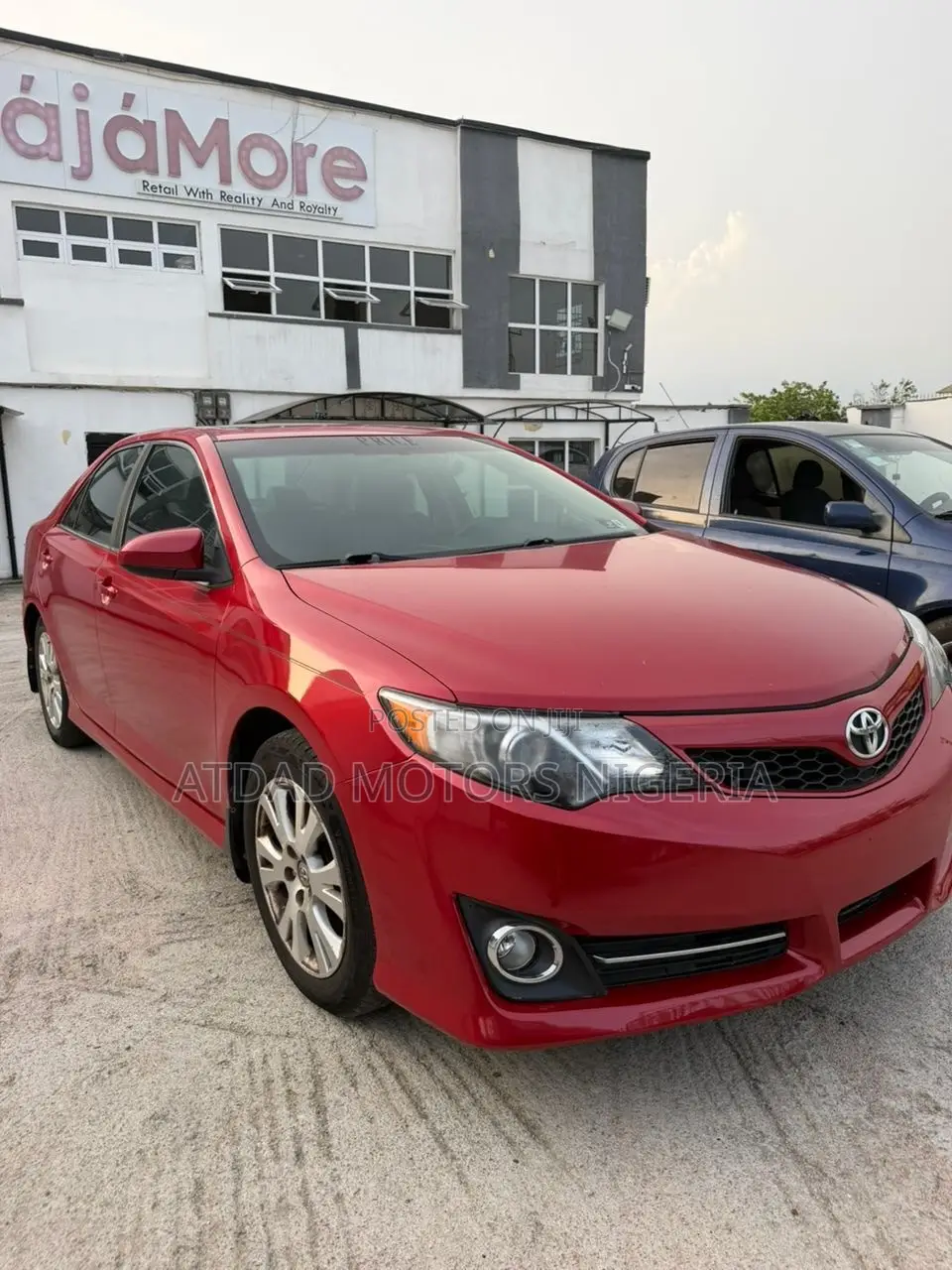 Toyota Camry SE 4dr Sedan (2.5L 4cyl 6A) 2013 Red