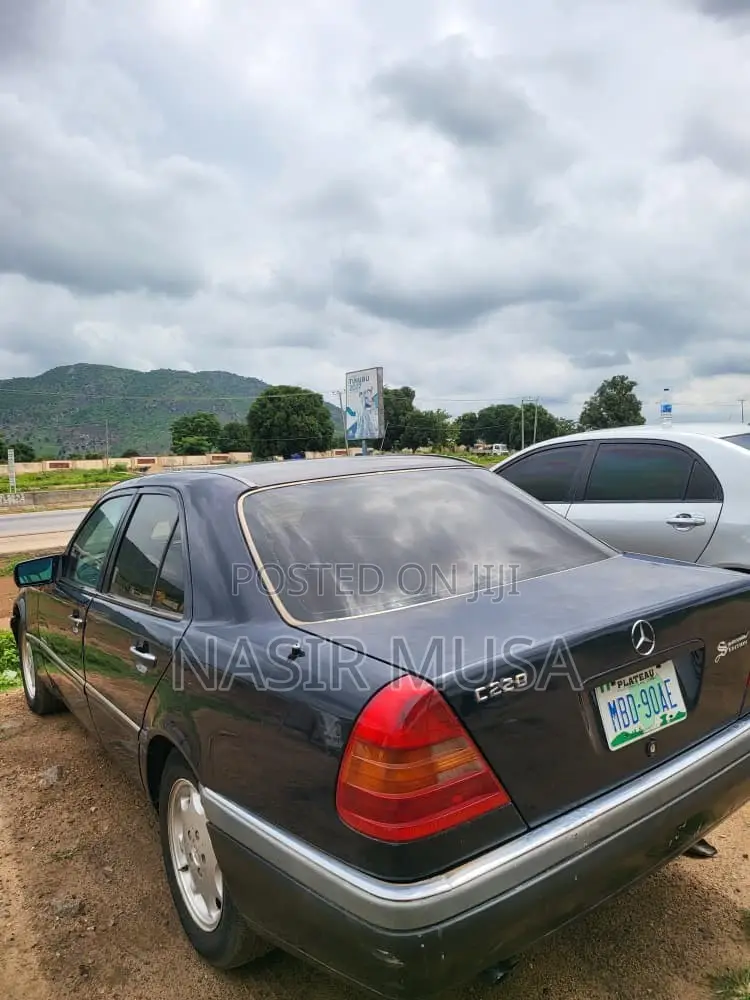 Mercedes-Benz C-Class 2000 Black