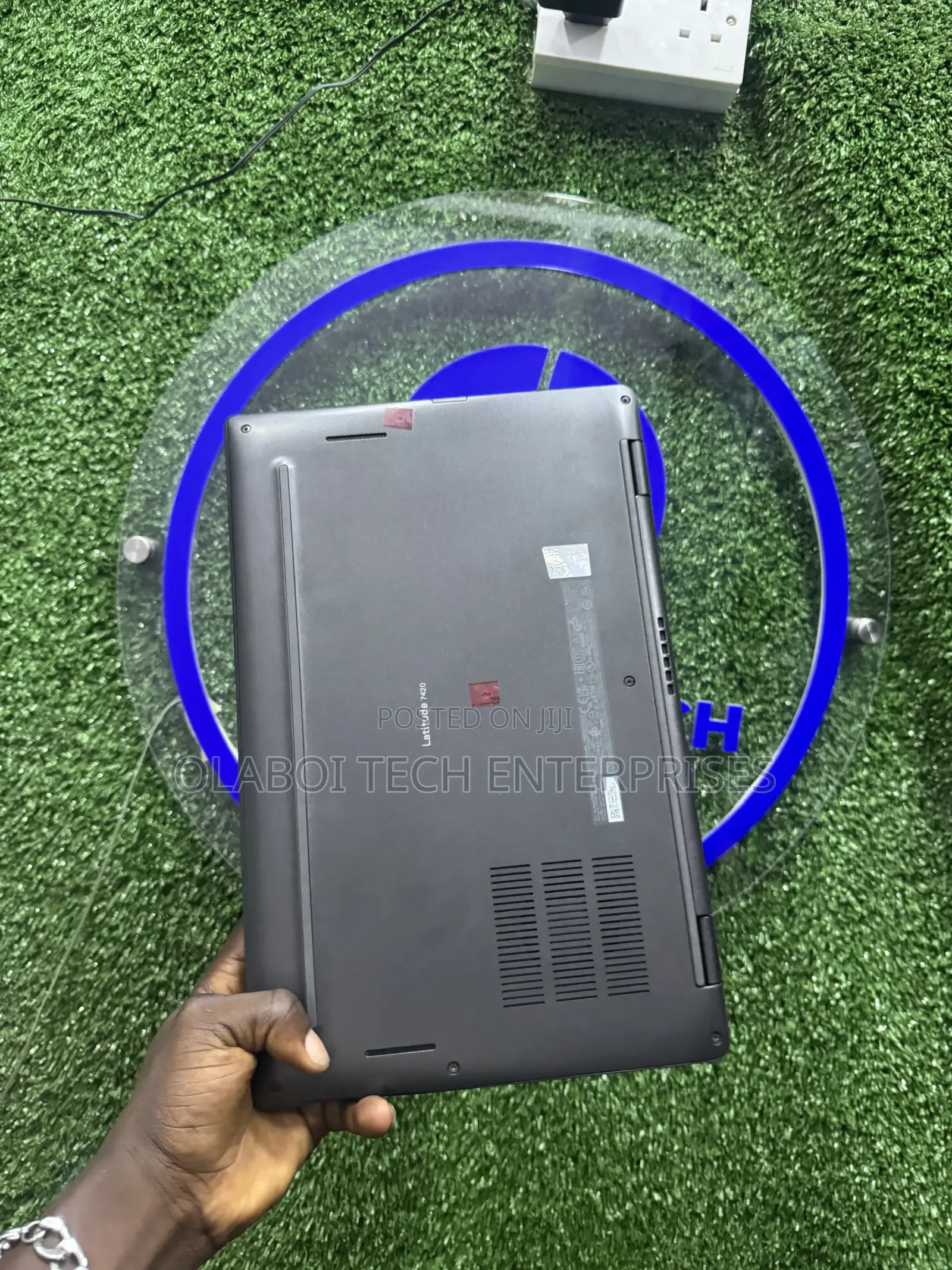 Laptop Dell Latitude 7420 16GB Intel Core i7 SSD 256GB