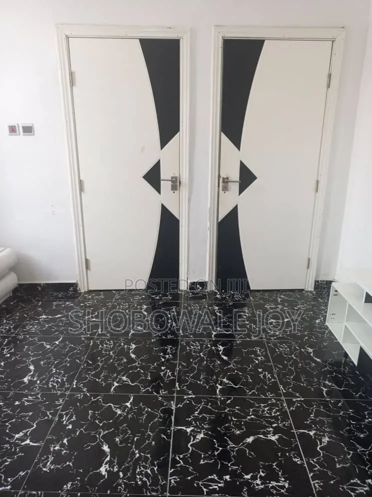 1bdrm Apartment in Ikota Villa, Lagos Island / Lagos Island for rent