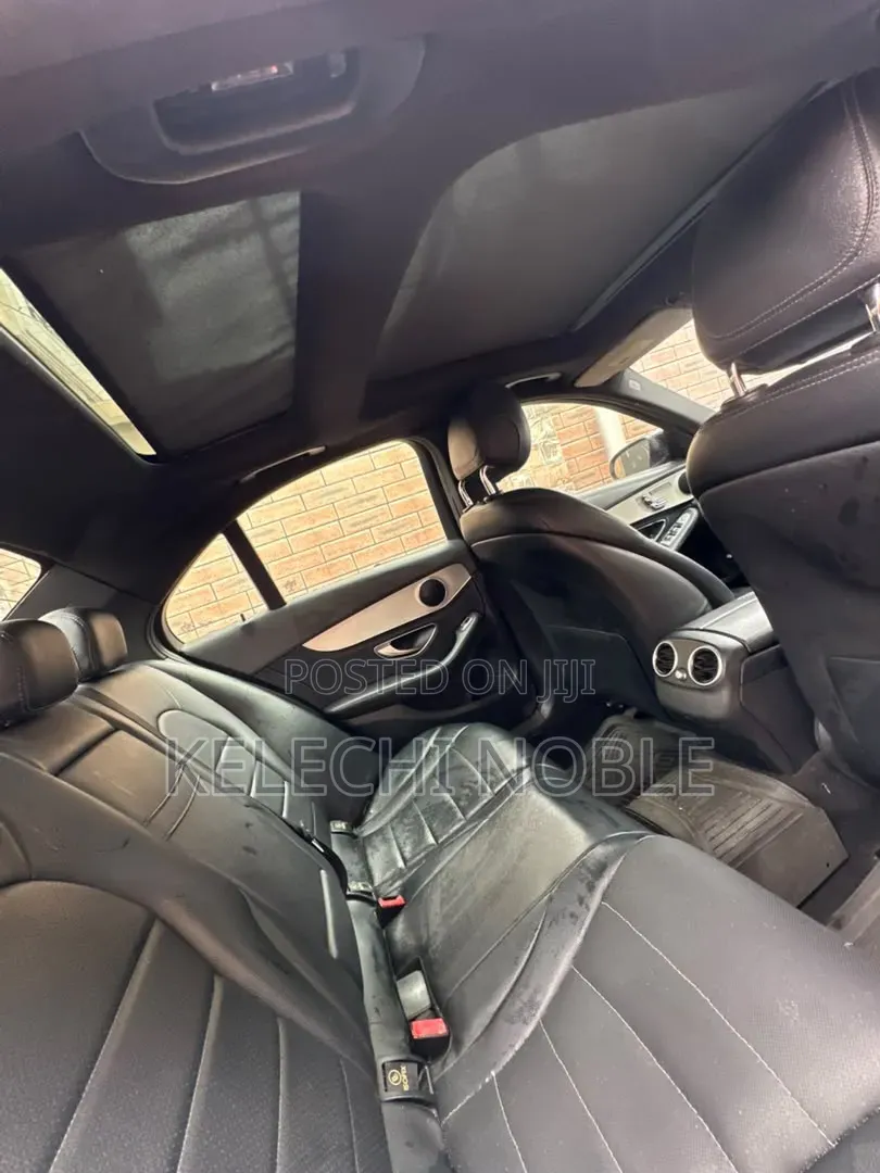 Mercedes-Benz C300 2018 Silver