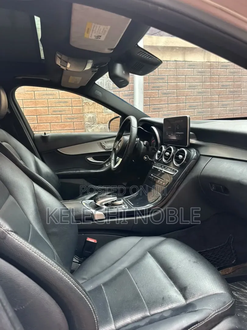 Mercedes-Benz C300 2018 Silver