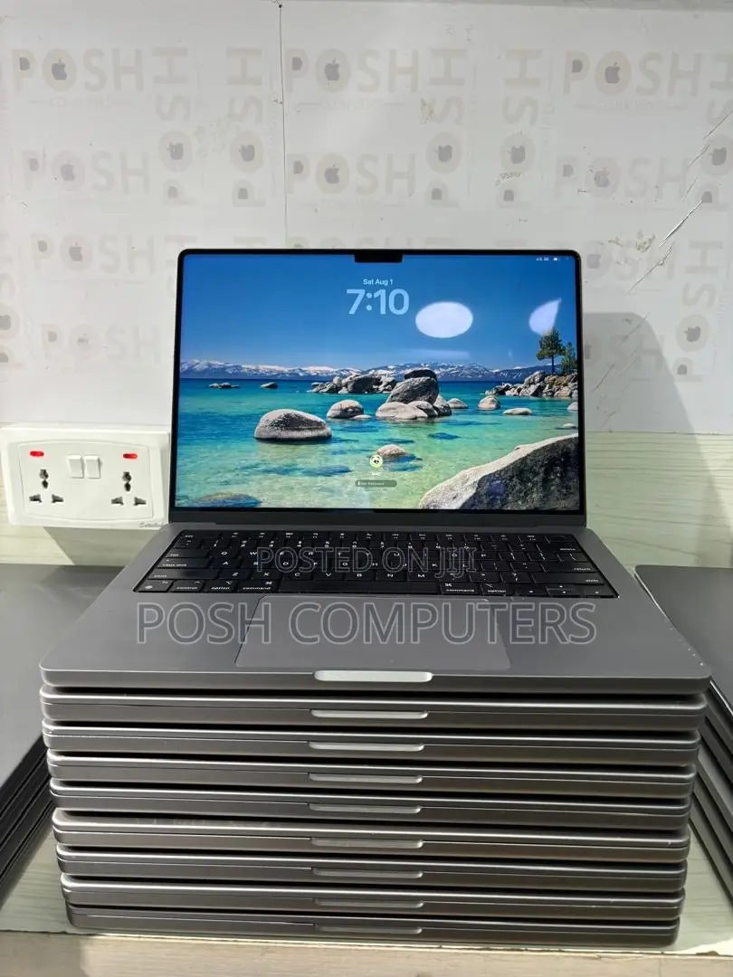 Laptop Apple MacBook Pro 2021 M1 16GB Apple M1 Pro SSD 512GB