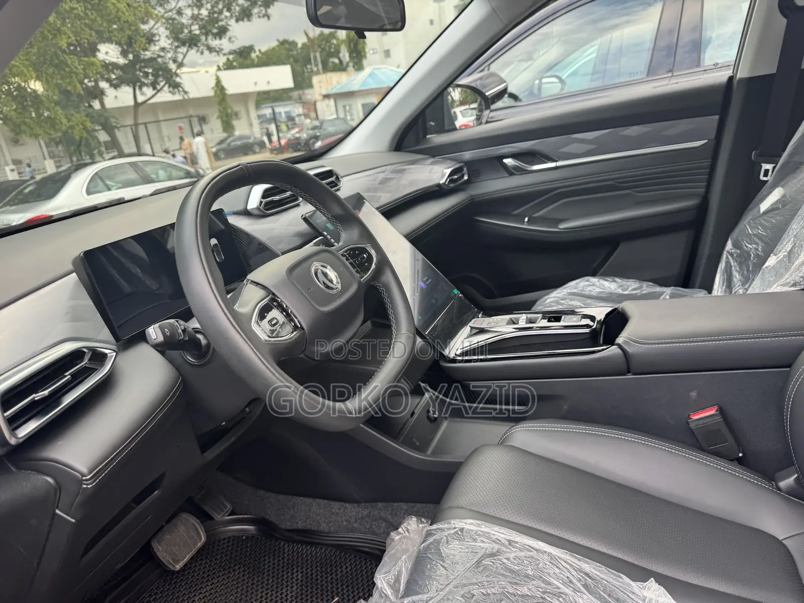 Dongfeng Glory 2025 Black