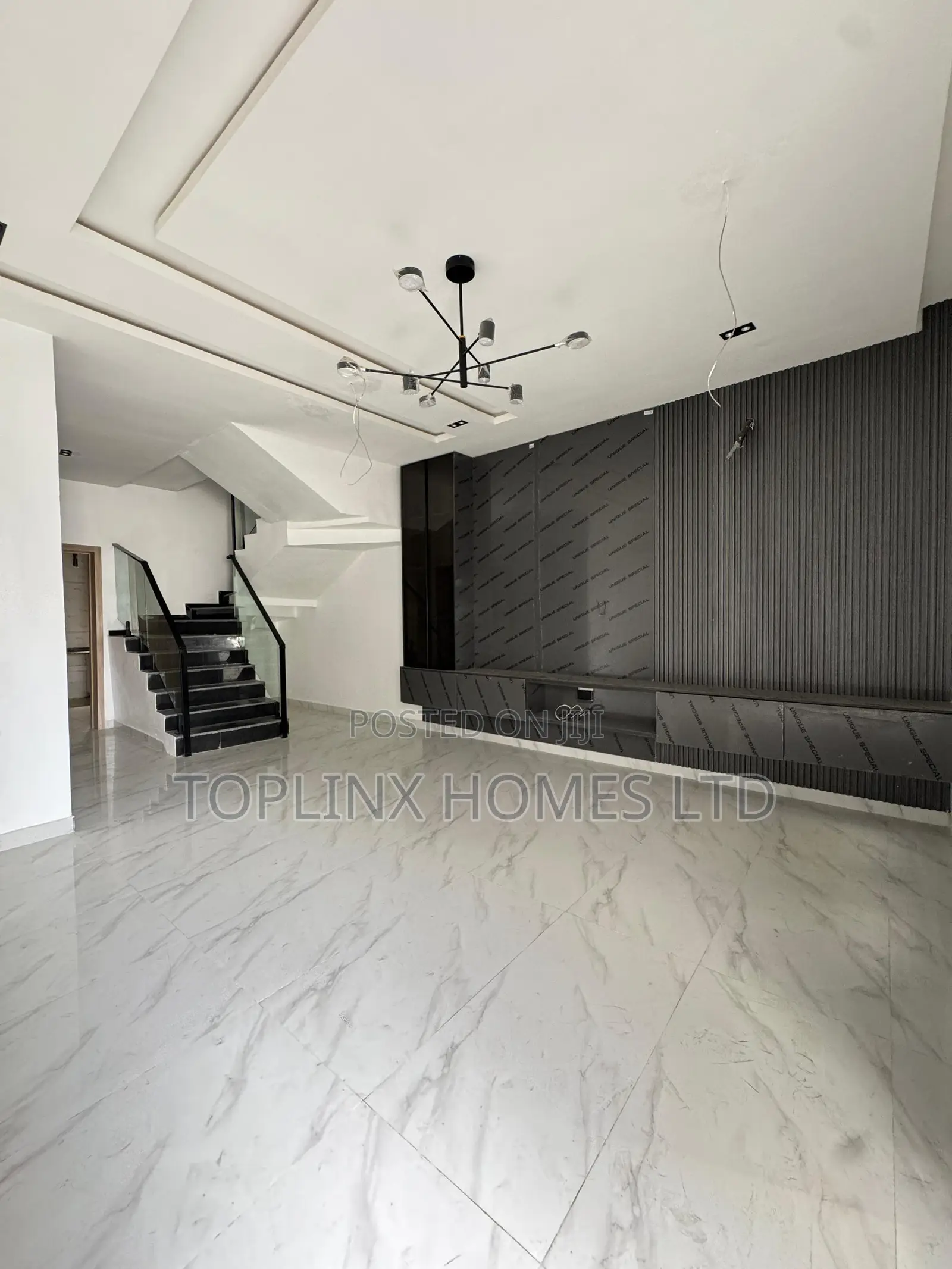 4bdrm Duplex in Orchid Road Lekki for sale