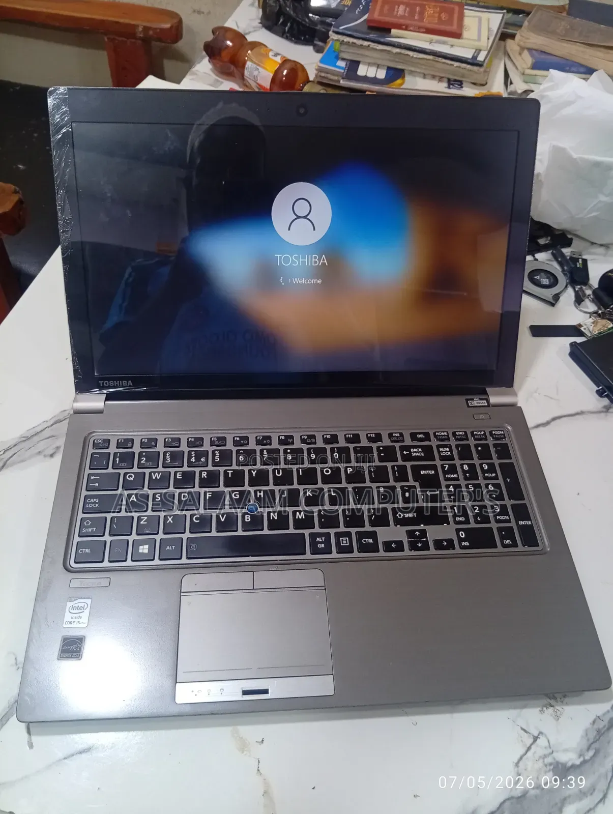 Laptop Toshiba Satellite L450D 8GB Intel Core i5 HDD 500GB