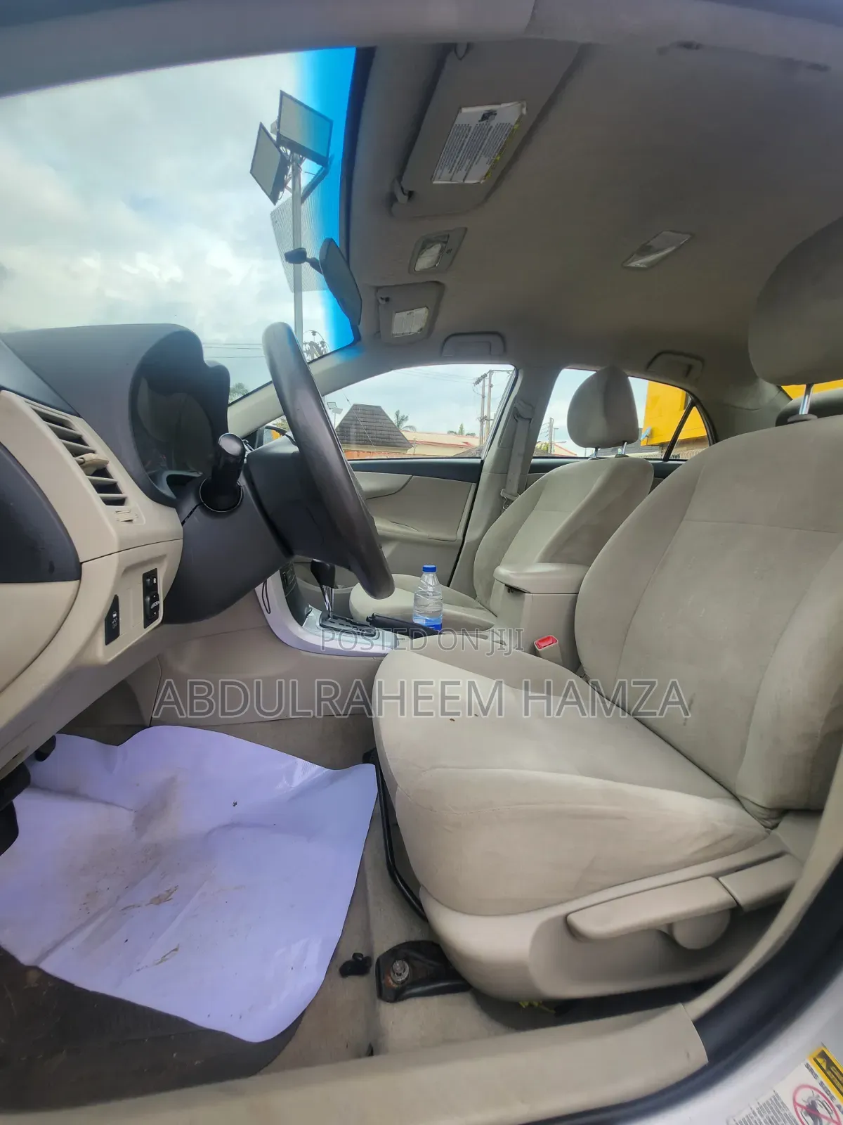 Toyota Corolla 2012 Silver