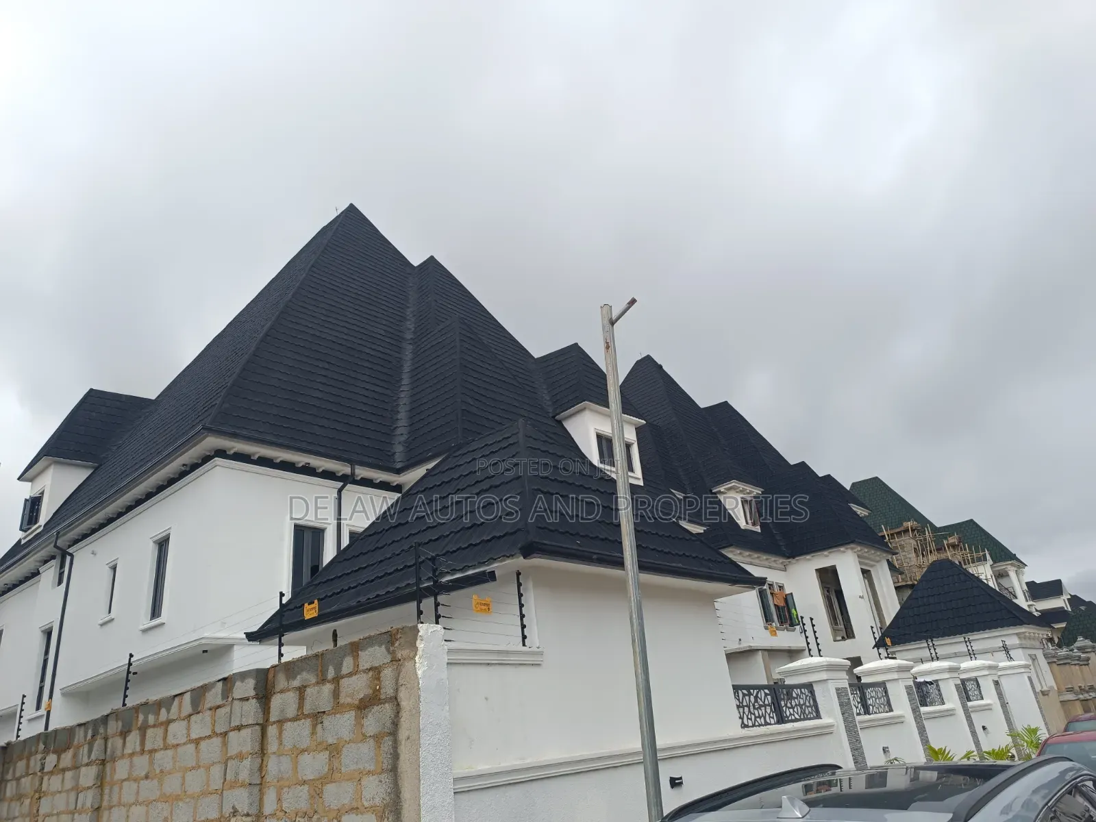6bdrm Mansion in Metropolis, Dape for sale