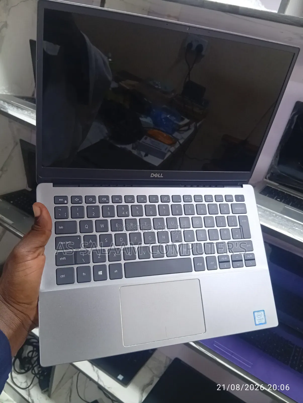 Laptop Dell Latitude 3301 8GB Intel Core i5 SSD 256GB