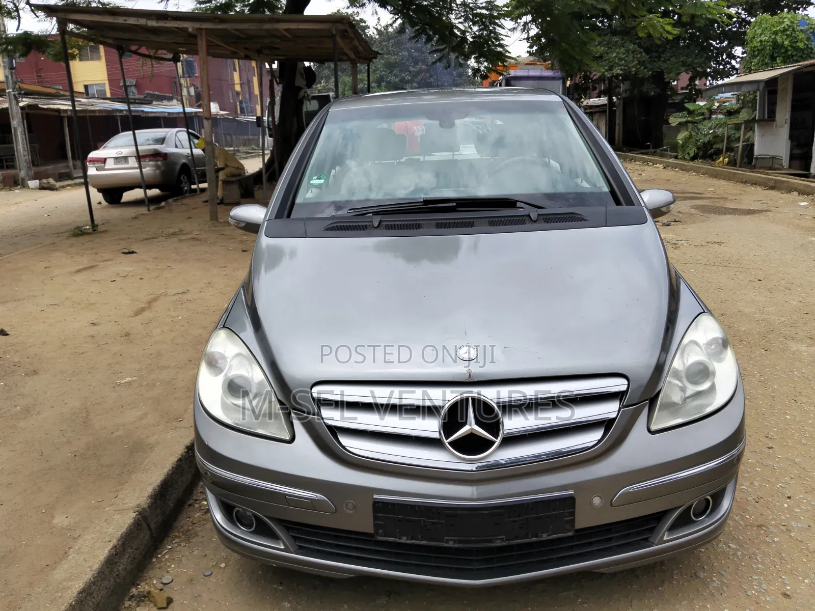 Mercedes-Benz B-Class 2008 Gold