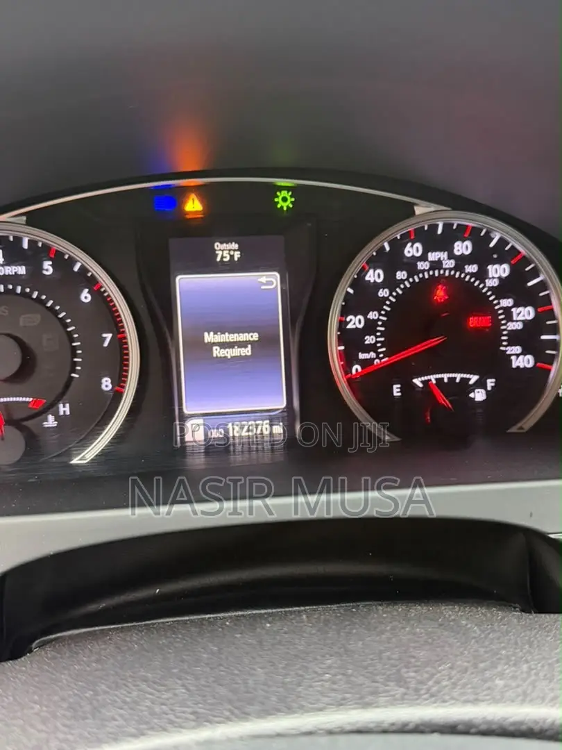 Toyota Camry 2016 Gray